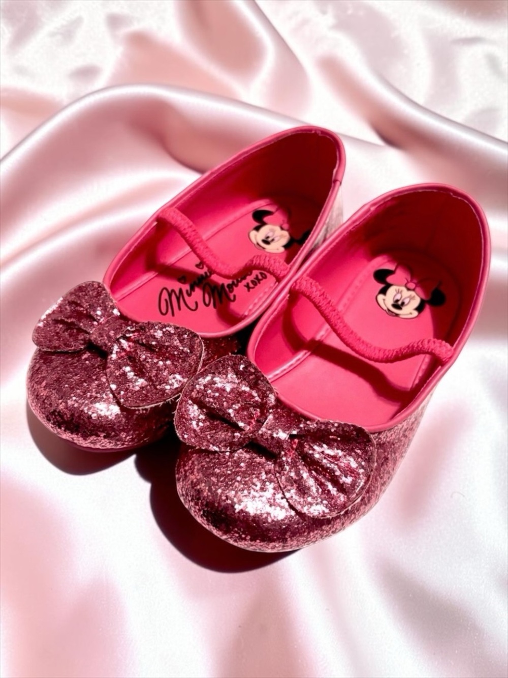 Disney Minnie Mouse Pink Smooth‑Glitter Bow Flats – Little Kid Size 13
